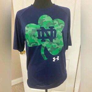 NOTRE DAME MENS SMALL T-SHIRT BY UNDER ARMOUR.